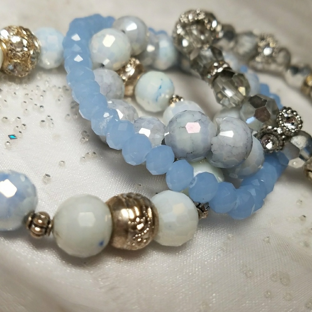 4 bracelets bundle